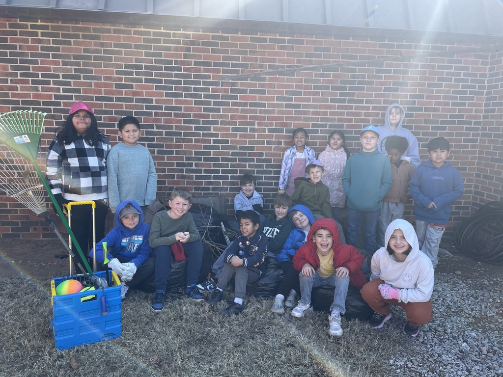 Mrs. Days 2nd grade getting ready for Spring planting