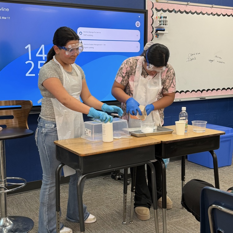 Fifth graders test which substances change in science.💛🦁💙