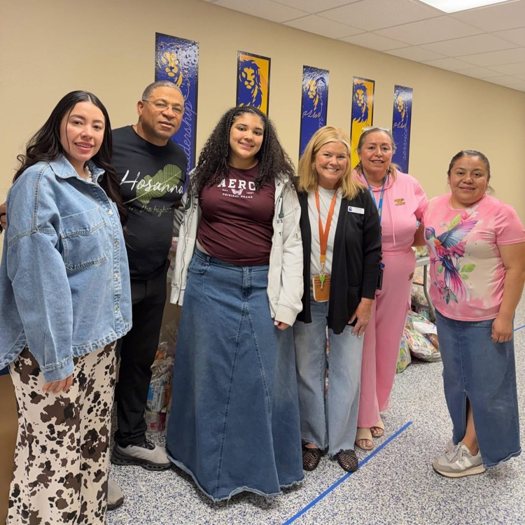 Thank you to Iglesia Pentecostal La Peña De Horeb for adopting Monroe! We appreciate this group filling a need.