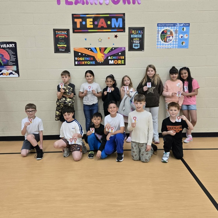 PE stations 💛🦁💙
