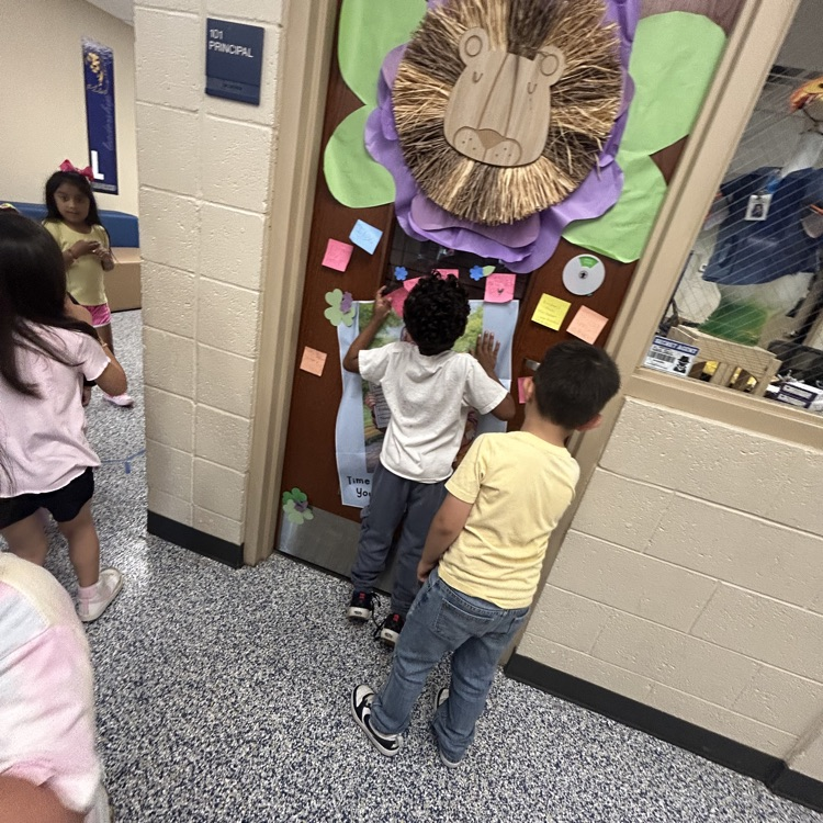 Kinder Lions ABC Countdown continues! "I" is for ice pop. "K" is for kindness.💛🦁💙