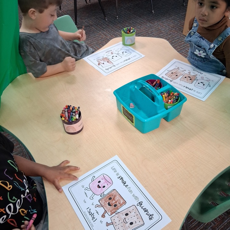 PK Camping Day! Mini-Lions worked in their "tents", made s'mores, and created mats.💙🦁💛