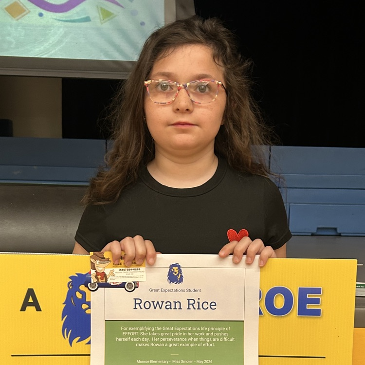 GE Showcase...honoring students and staff who have displayed the following Life Principles-attitude, perseverance, integrity, kindness, and responsibility. 💙🦁💛