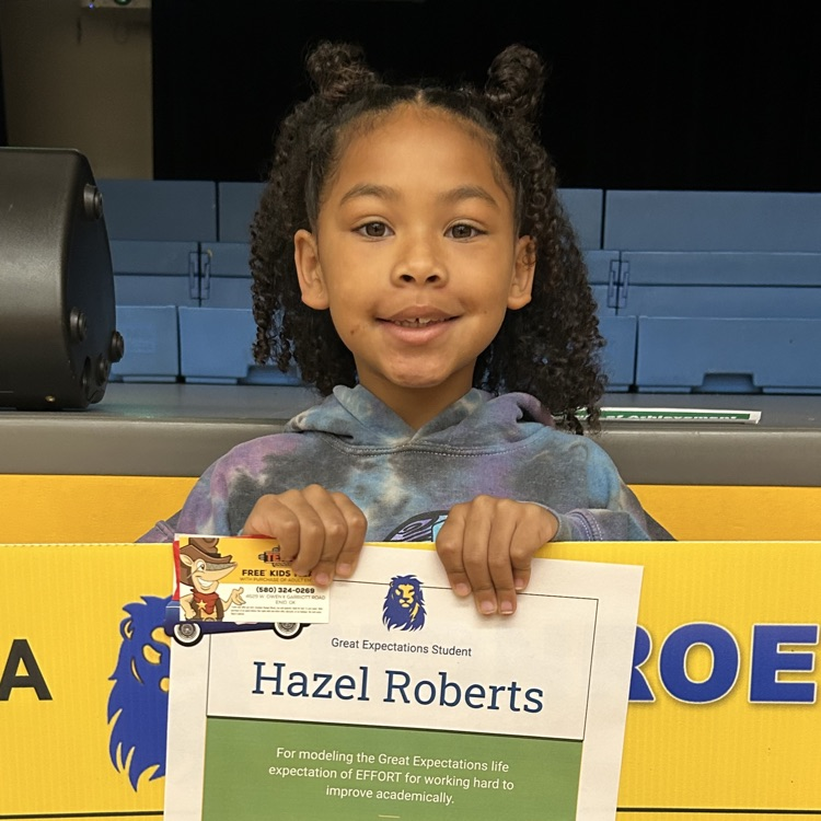 GE Showcase...honoring students and staff who have displayed the following Life Principles-attitude, perseverance, integrity, kindness, and responsibility. 💙🦁💛