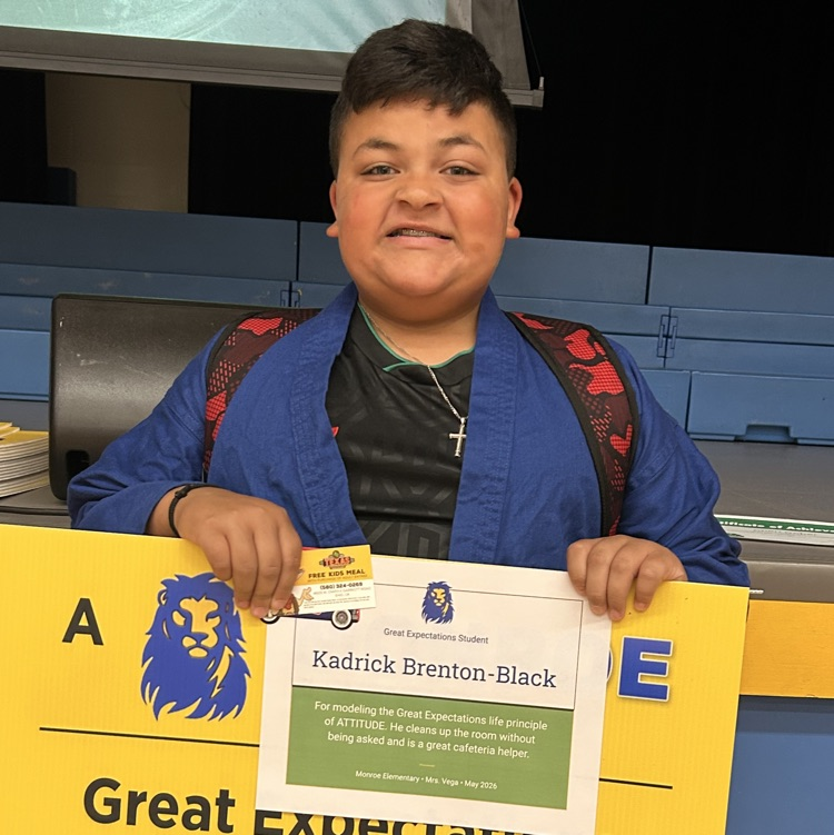 GE Showcase...honoring students and staff who have displayed the following Life Principles-attitude, perseverance, integrity, kindness, and responsibility. 💙🦁💛