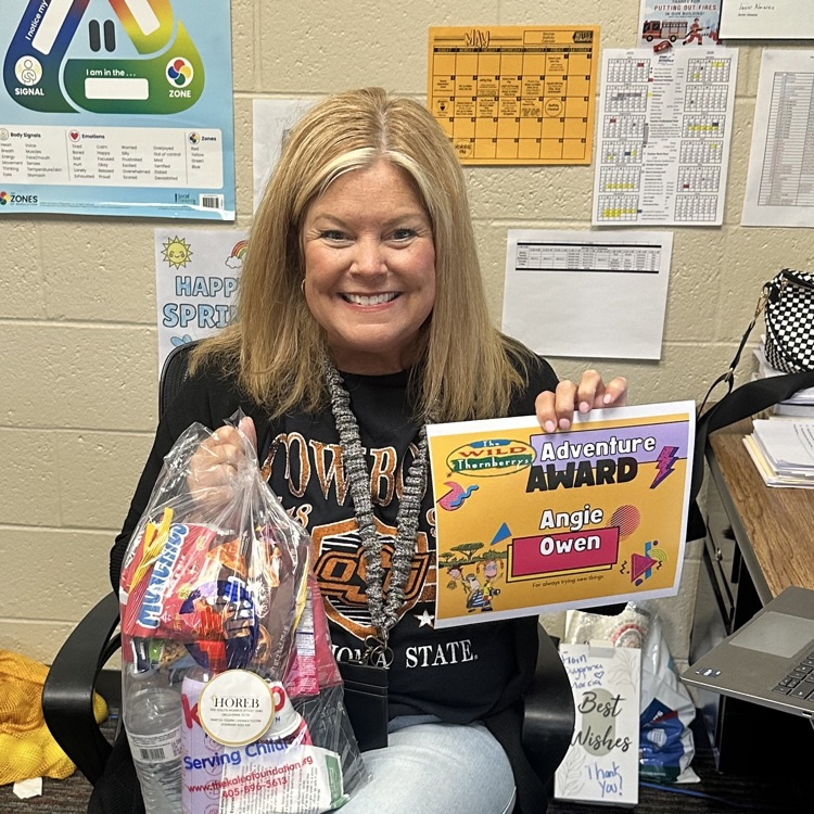 Teacher Appreciation Week...90s style!💙🦁💛