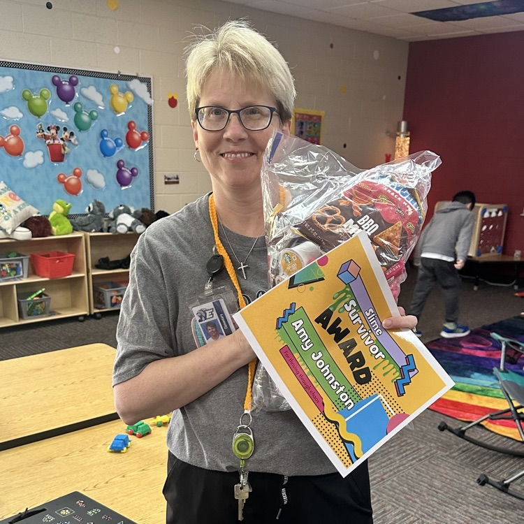Teacher Appreciation Week...90s style!💙🦁💛