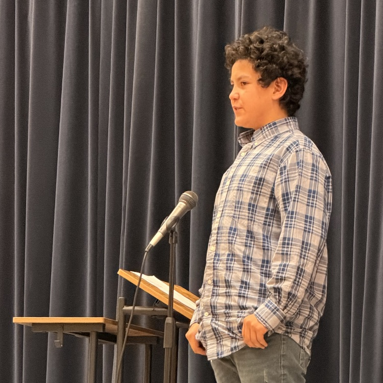 Monroe hosted its first Poetry Slam where second through fifth grade students were chosen to perform based on poems they wrote or found in class. Special thanks to Miss Smolen for organizing this event.💛🦁💙