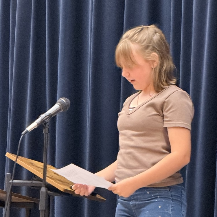 Monroe hosted its first Poetry Slam where second through fifth grade students were chosen to perform based on poems they wrote or found in class. Special thanks to Miss Smolen for organizing this event.💛🦁💙