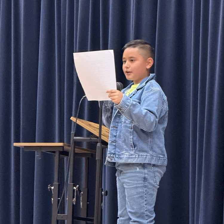 Monroe hosted its first Poetry Slam where second through fifth grade students were chosen to perform based on poems they wrote or found in class. Special thanks to Miss Smolen for organizing this event.💛🦁💙