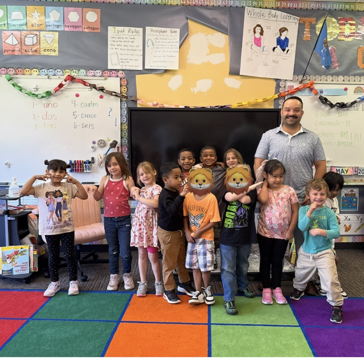 Angel Almaraz, the co-chair of the Garfield County Hispanic Coalition, came to explain Cinco de Mayo and read to our kinder Lions.