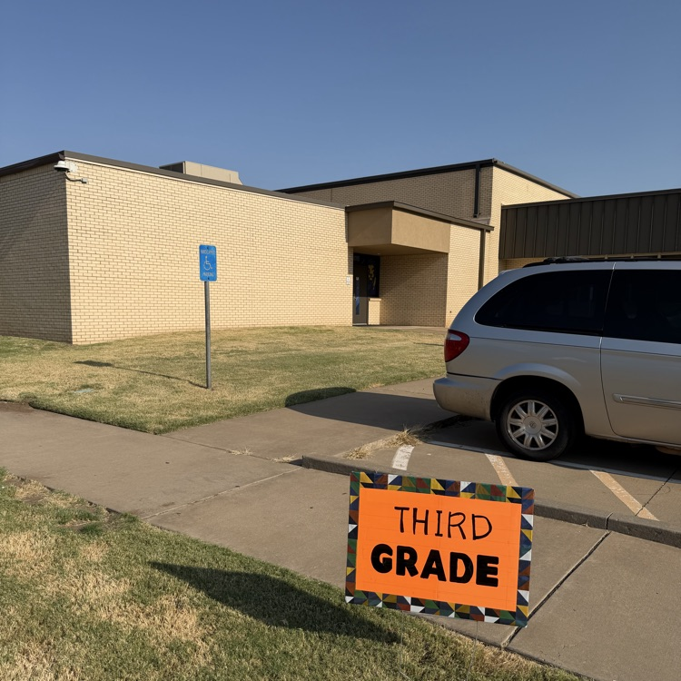 ATTENTION Kinder-5th car riders: Older students go down to dismiss with younger siblings. Third graders dismiss out the cafeteria door. Please stay in your vehicle and let a Monroe staffer send your student.