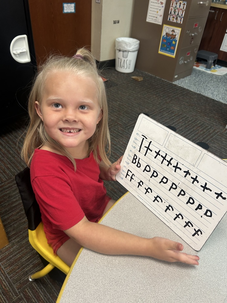 kinder mini-Lions get ready for FUNdations.💛🦁💙