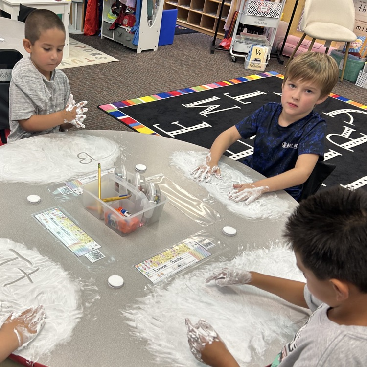 Fun review of Fundations!💙🦁💛