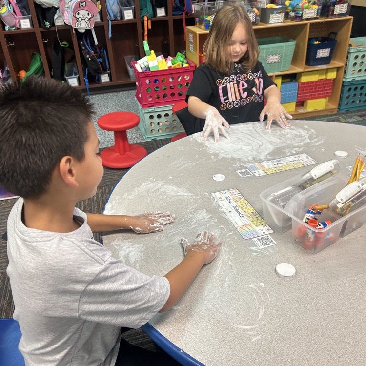 Fun review of Fundations!💙🦁💛