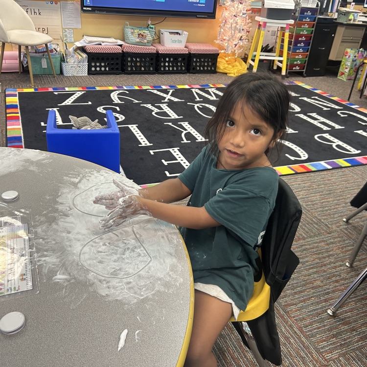 Fun review of Fundations!💙🦁💛