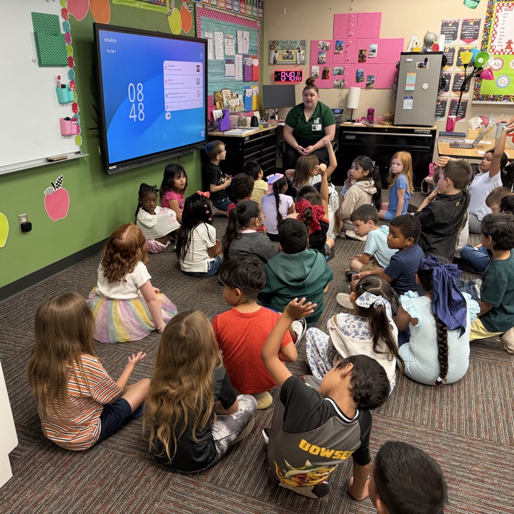 Librarian Sam Hopkins helped Monroe firsties become (Wit &) WISER about how libraries work.💛🦁💙