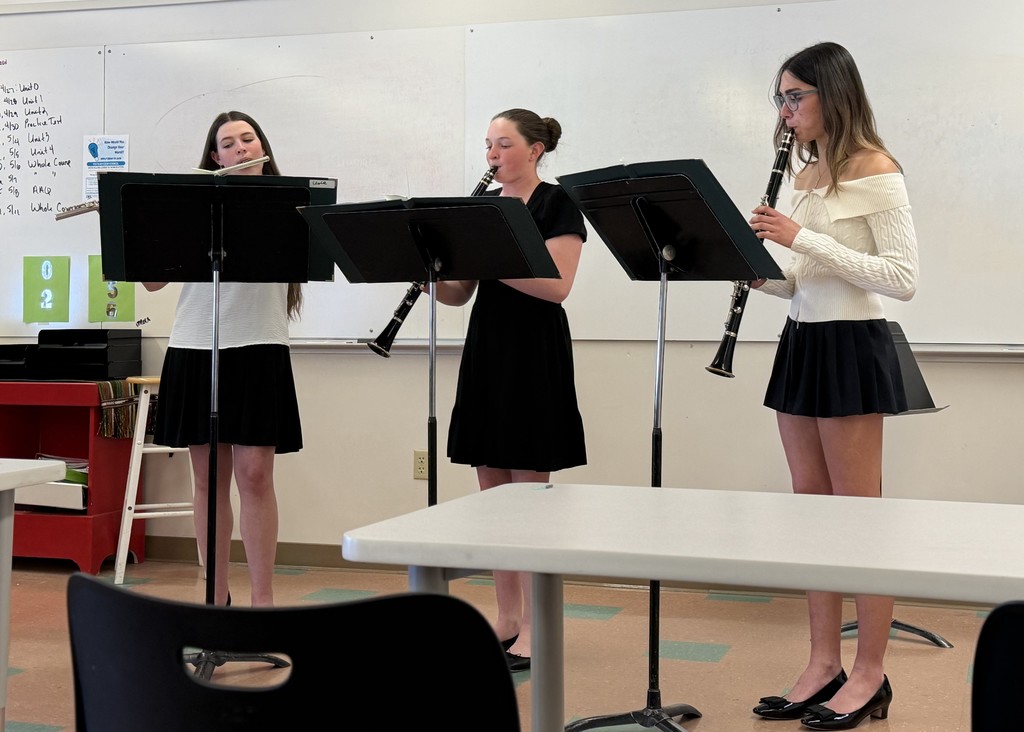 Elsie Chandler, Onalie Chandler, and Laura Biedma - Trio