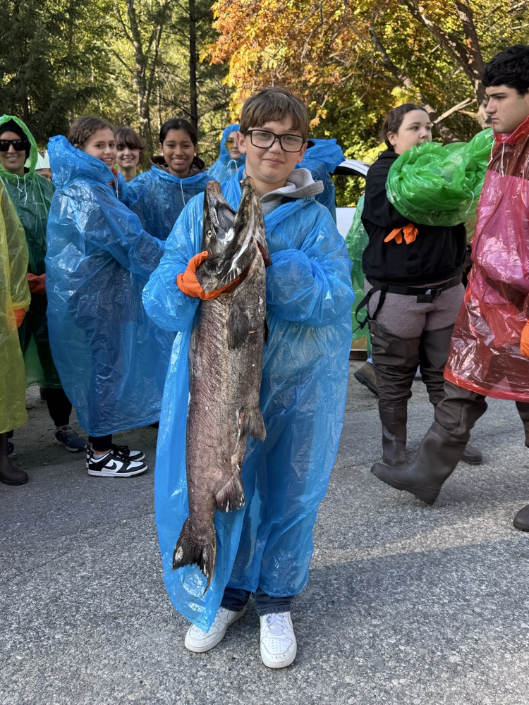 Biggest fish for the shortest student