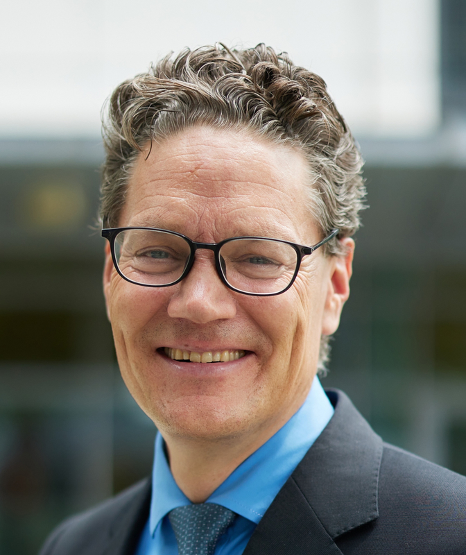 Dr Mark Wenzel headshot