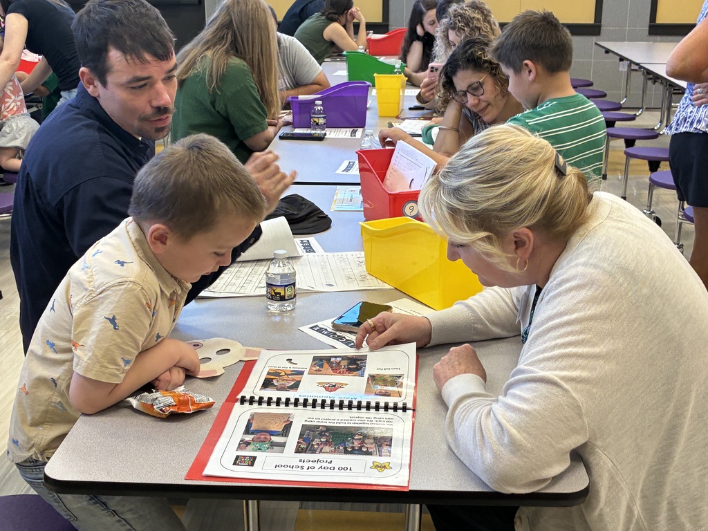 Akron Kindergarteners and family