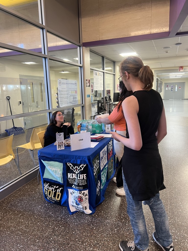 Students signing up for the blood drive at Erie High.