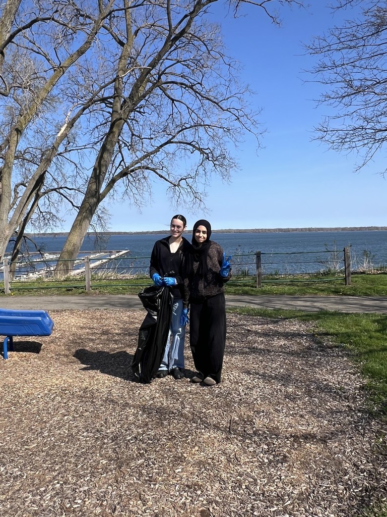 Photo of two Erie High students at Bayview Park.