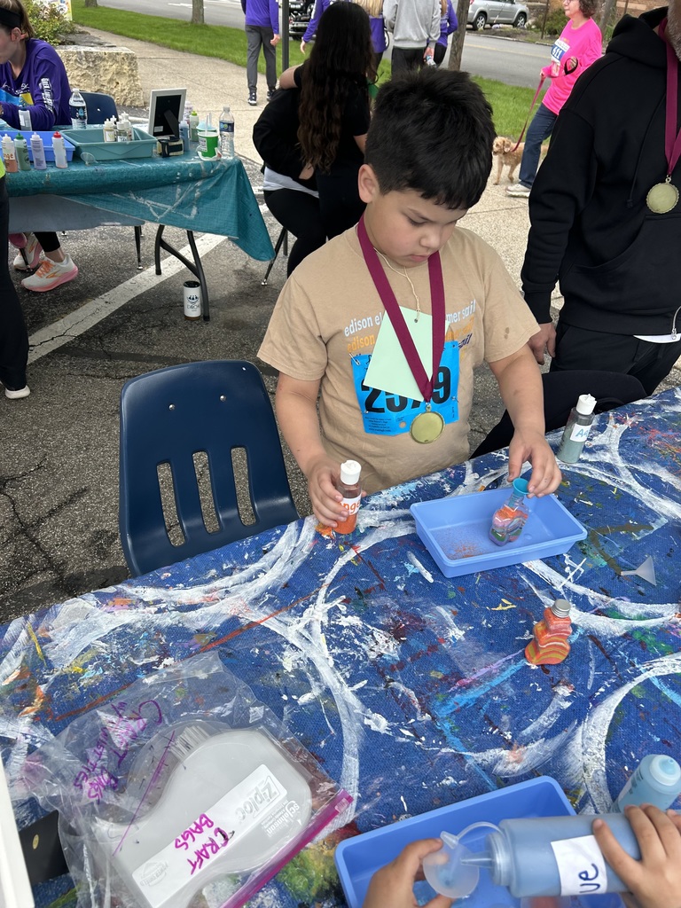 Students at the Art & Sole 5K.