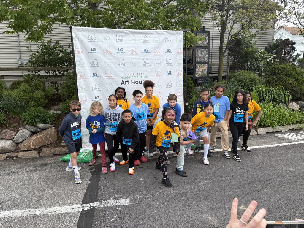 Edison team at the Art & Sole 5K.