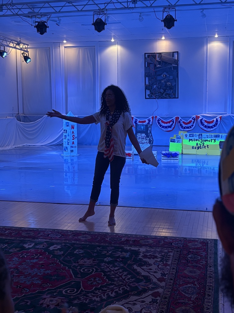 Student participating in a show at Darfmark.