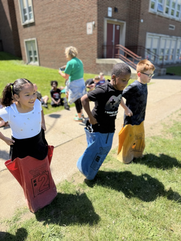 Harding students enjoying field day 2026