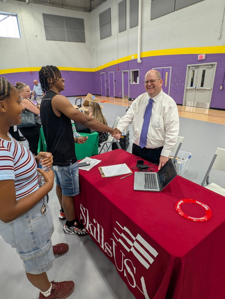 Erie High freshmen interacted with the SkillsUSA table.