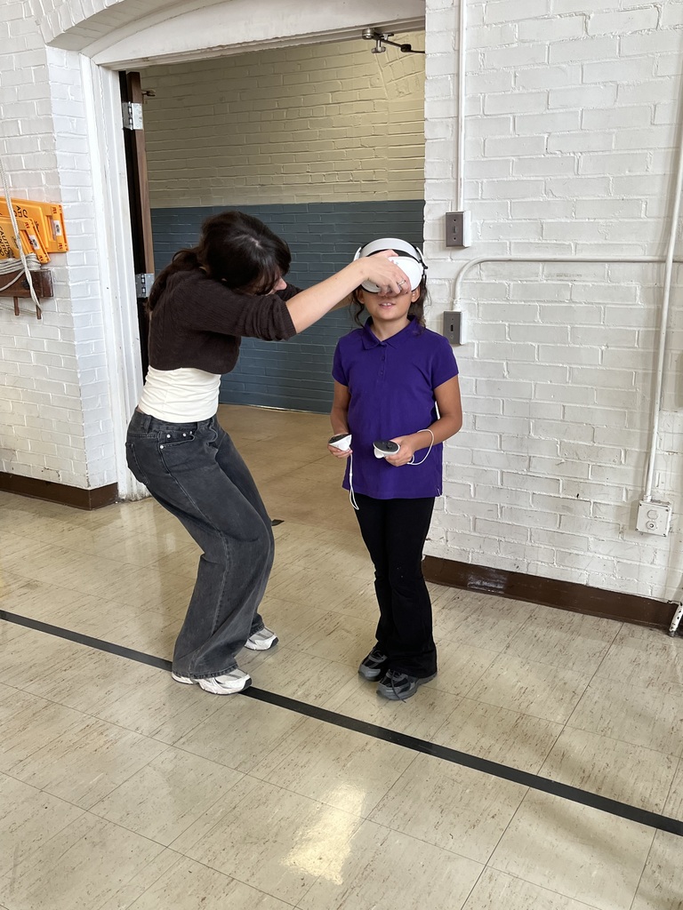 Student using a virtual reality headset