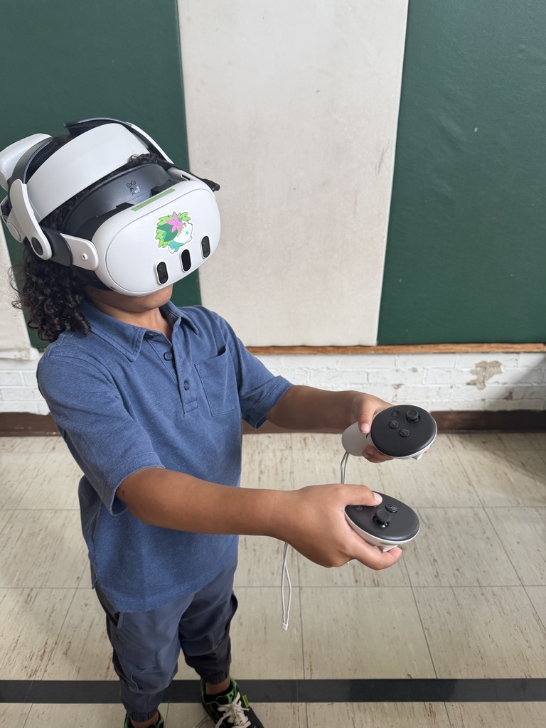 Student using a virtual reality headset