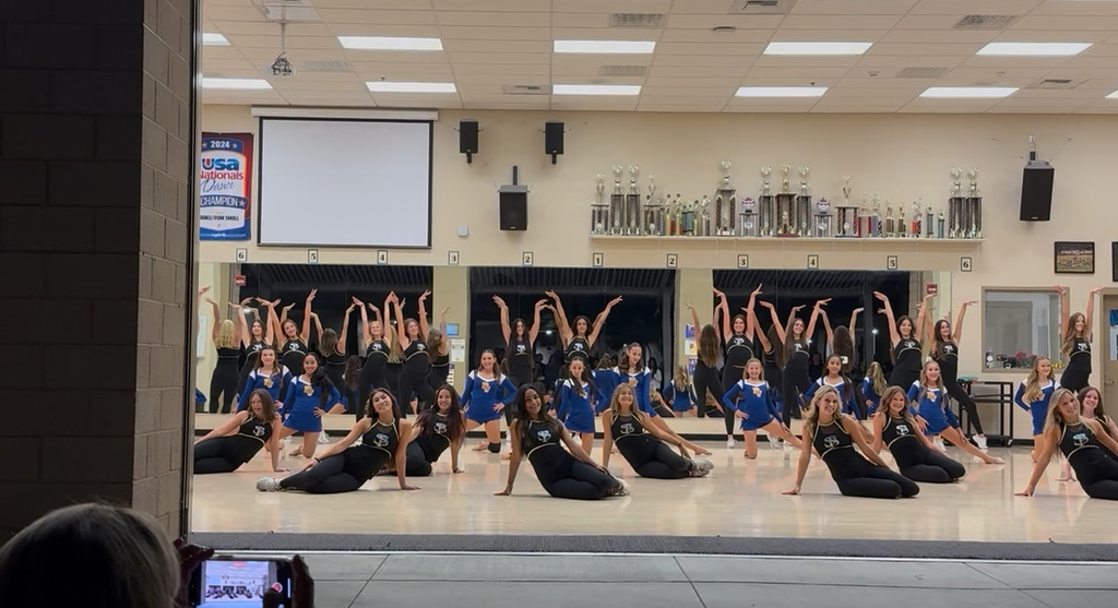 BVMS and SPHS dancers together
