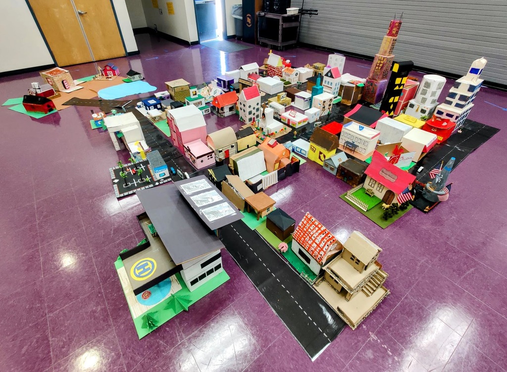 Geo Town with mini houses and buildings