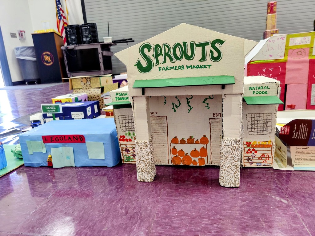 Geo Town with mini Sprouts Market