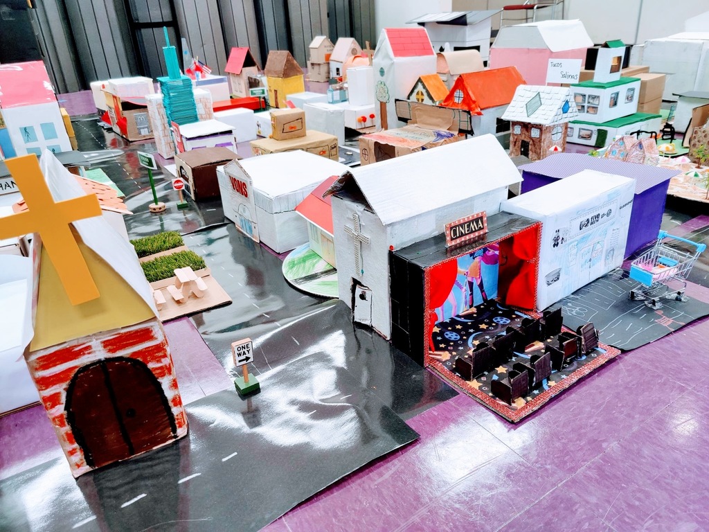 Geo Town with a mini Church and Cinema