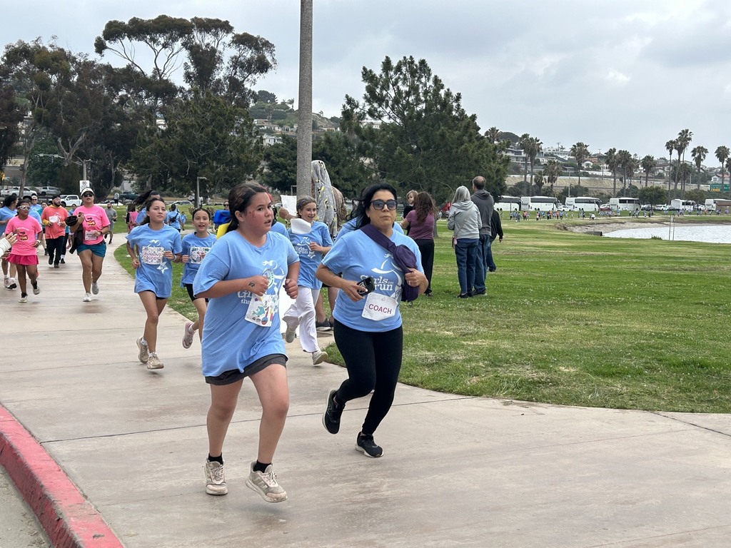 Students and staff running the 5k