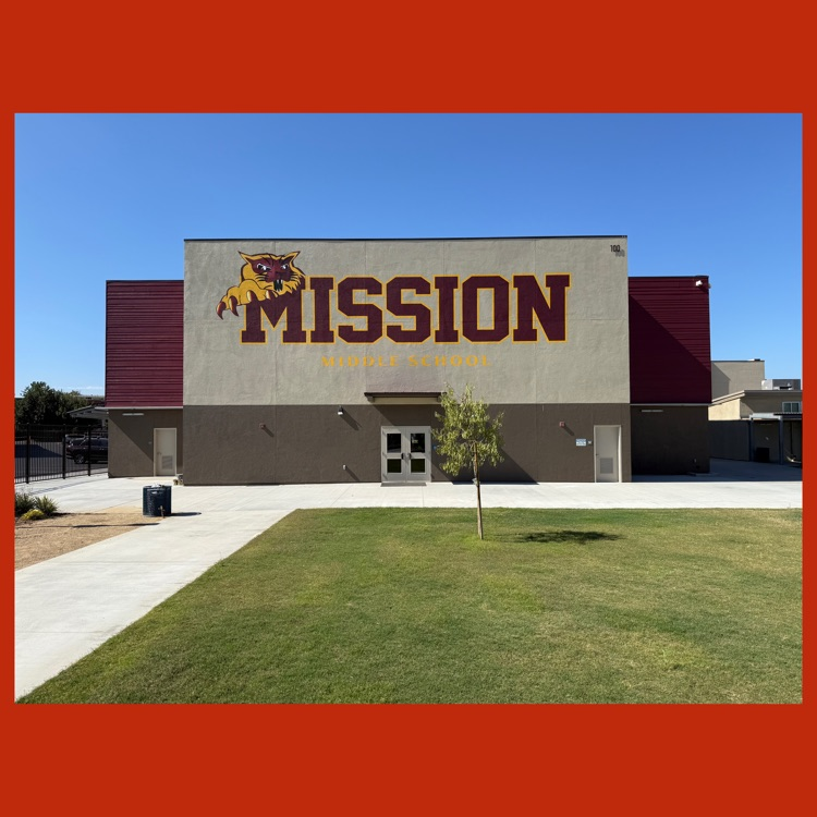 The new "Mission Middle School" mural (1x zoom)