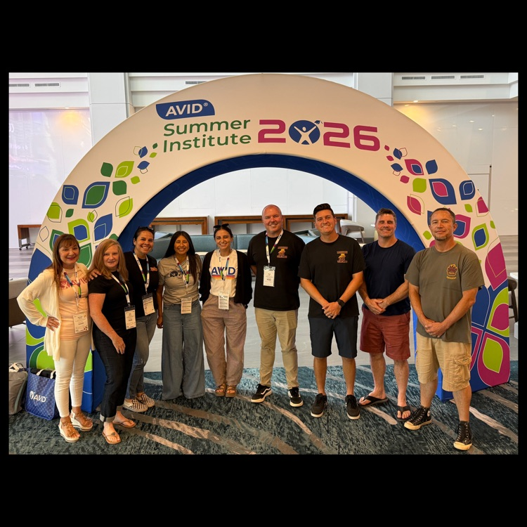 A group photo of Mission teachers that attended this year's AVID Summer Institute