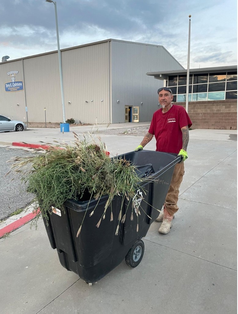PAC Families Cleaning the Playground