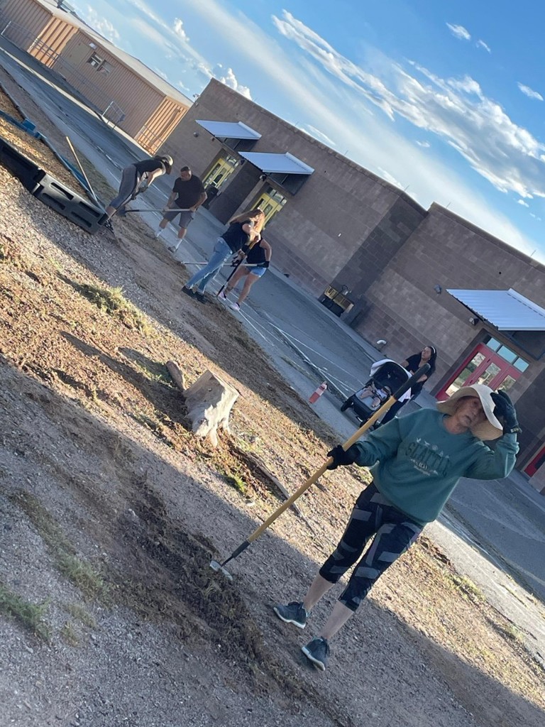 PAC Families Cleaning the Playground