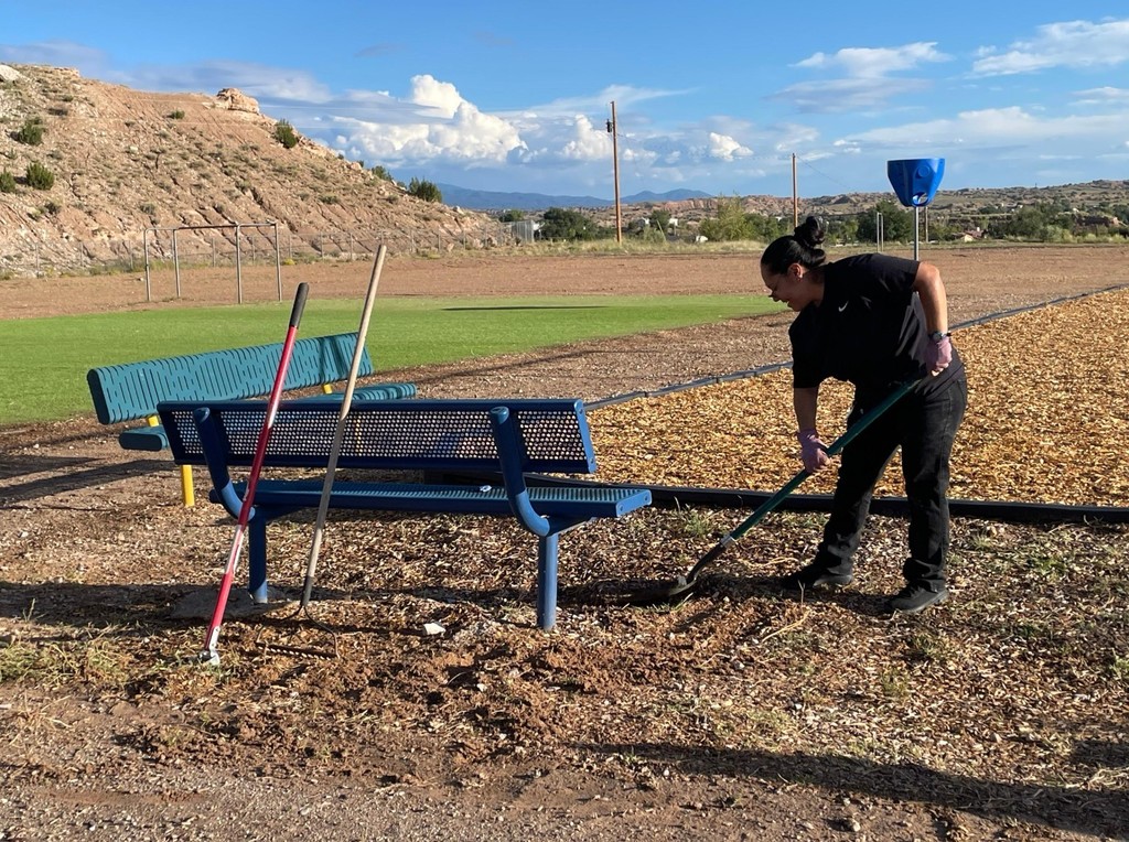 PAC Families Cleaning the Playground