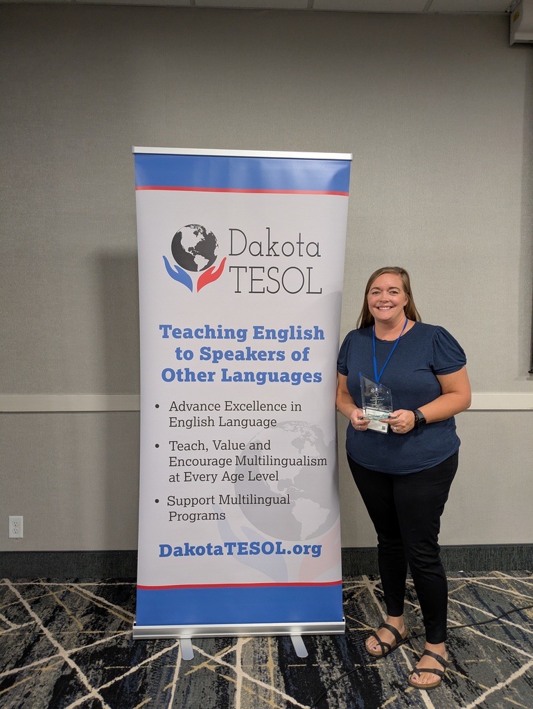 Amanda Saathoff  recognized for her work with students!!