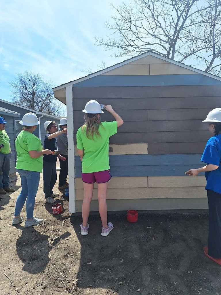 Tara, Laurie, Chet, CJ