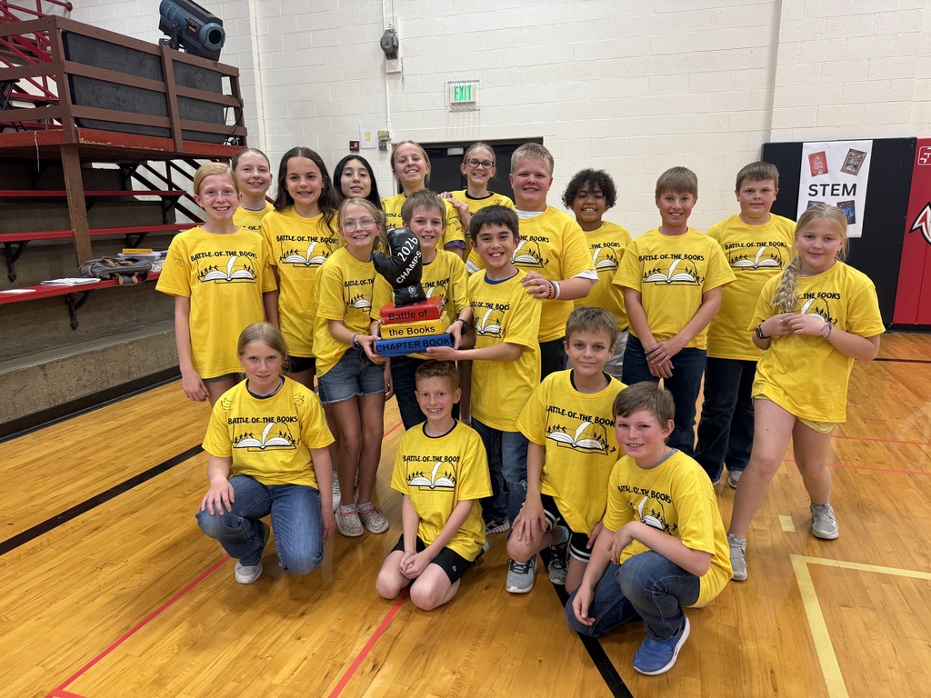 Wallace students won the Honeybee trophy at Battle of the  Books March 25 at Sutherland.