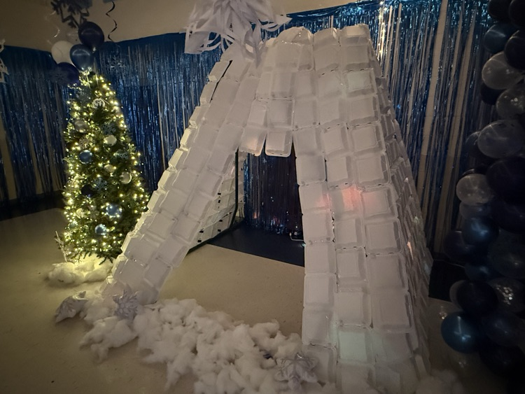 Igloo and tree