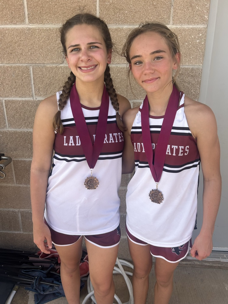 7th grade medalist. Tinley Farmer (7th), Paislie Sims (13th)