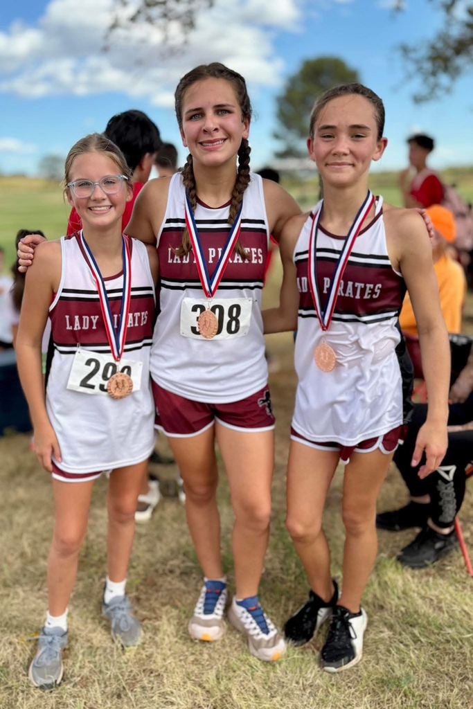 Aspen Boen - 5th, Tinley Farmer 4th, Paislie Sims 3rd